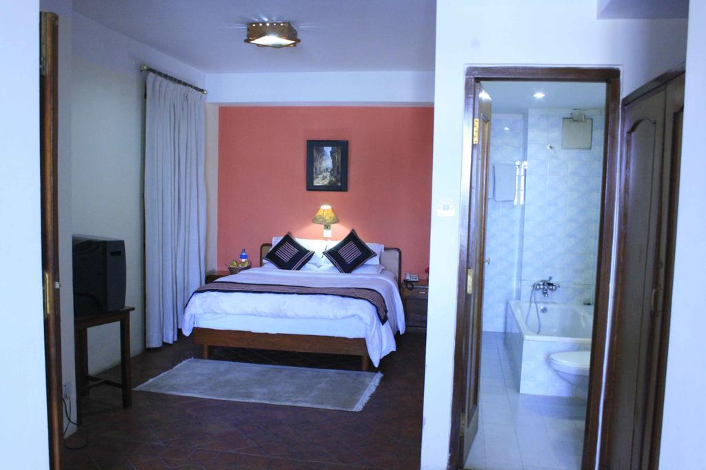 Heritage Home Hotel And Guest House Kathmandu Ngoại thất bức ảnh
