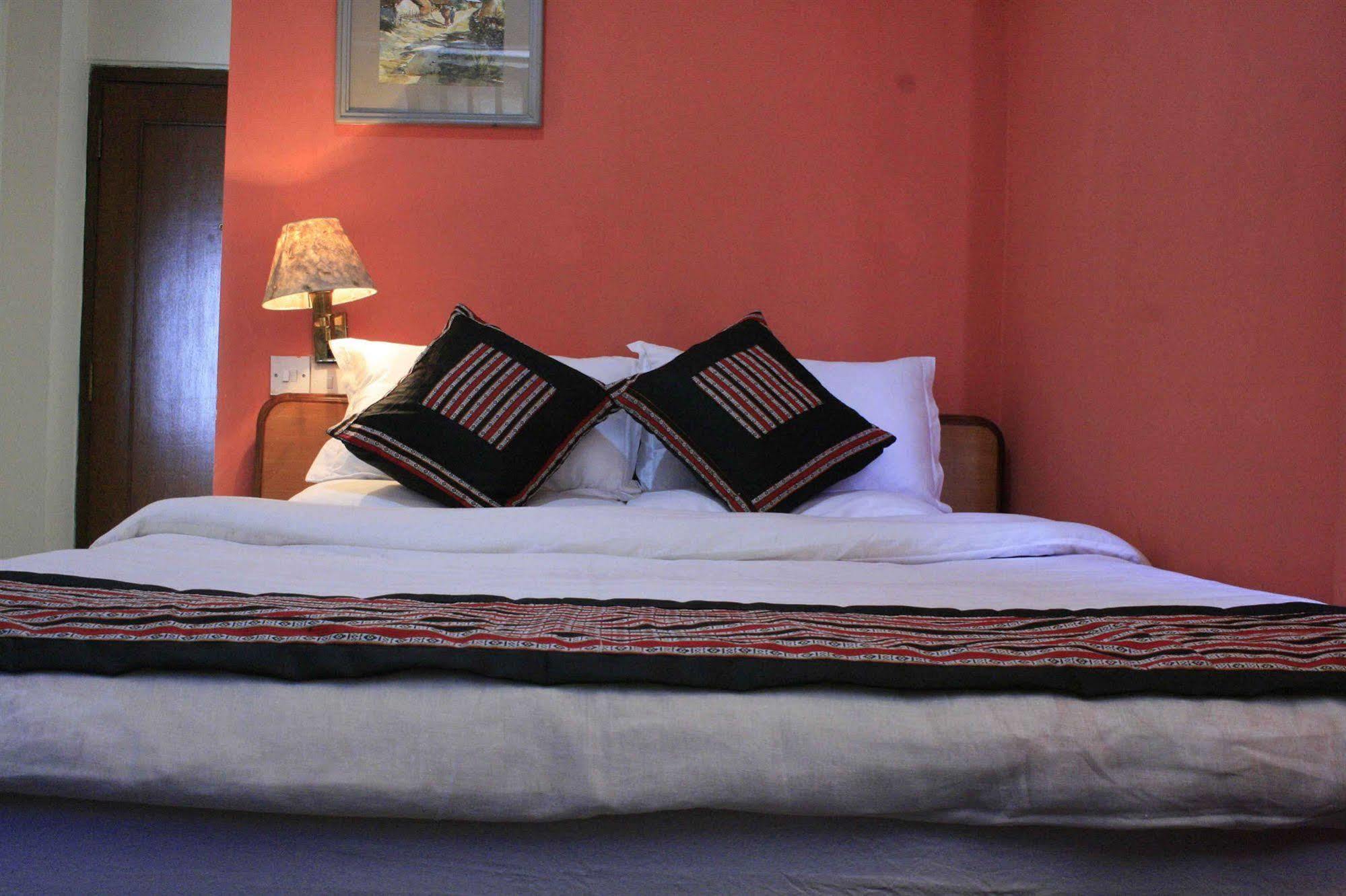 Heritage Home Hotel And Guest House Kathmandu Ngoại thất bức ảnh
